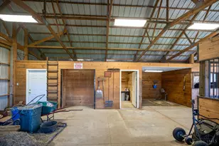 272 Inwood Rd, Chester Township, OH 45177 - Photo 8