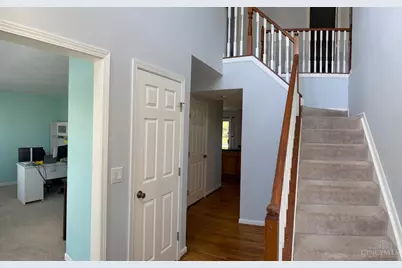 886 Augusta Boulevard, Miami Township, OH 45140 - Photo 4