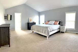 886 Augusta Blvd, Miami Township, OH 45140 - Photo 16