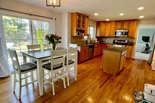 886 Augusta Blvd, Miami Township, OH 45140 - Photo 10