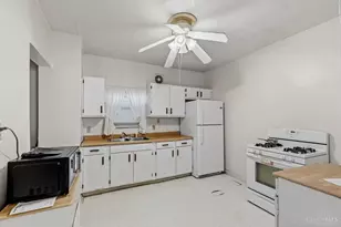 6204 Prentice St, Cincinnati, OH 45227 - Photo 8