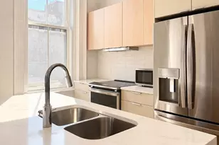 915 Vine St, Cincinnati, OH 45202 - Photo 4