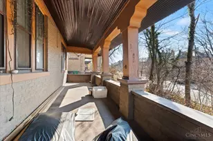 558 Howell Ave, Cincinnati, OH 45220 - Photo 2