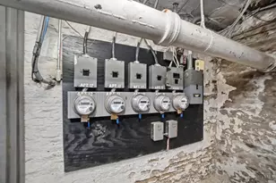 112 E McMillan Ave, Cincinnati, OH 45219 - Photo 18