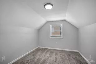 1478 Foxwood Dr, Cincinnati, OH 45231 - Photo 18