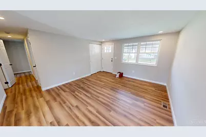 2163 Broadhurst, Springfield Township, OH 45240 - Photo 4