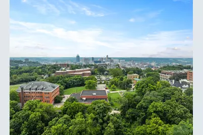 236 Gilman Avenue, Cincinnati, OH 45219 - Photo 2