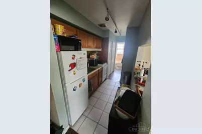 1725 Hastings Avenue, Cincinnati, OH 45231 - Photo 8