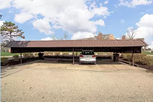 3 S Applewood Ct, Fairfield, OH 45014 - Photo 2