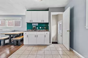 8608 Dundalk Ct, Sycamore Township, OH 45236 - Photo 18