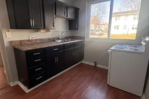 17 Flanders, Green Hills, OH 45218 - Photo 10