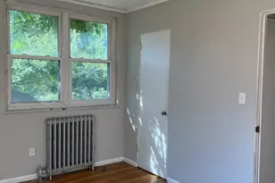 17 Flanders, Green Hills, OH 45218 - Photo 2