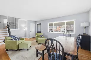 3301 Cresentview Ln, Green Township, OH 45248 - Photo 6