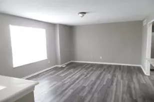 624 Meadow Brook Pl, Trenton, OH 45067 - Photo 2