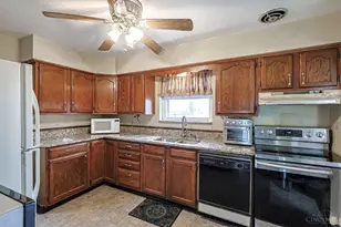 1206 Sycamore Ln, Amelia, OH 45102 - Photo 10