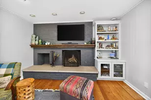 350 Pleasant Hill Dr, Wyoming, OH 45215 - Photo 8