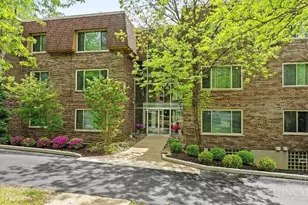 3563 Amberacres Dr, Cincinnati, OH 45237 - Photo 1