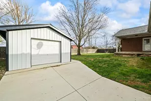 7306 Fairground Rd, Blanchester, OH 45107 - Photo 32