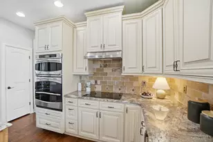 5290 Poets Wy, Liberty Township, OH 45011 - Photo 16