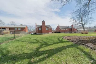 3323 Bellehaven Ct, Green Township, OH 45248 - Photo 26