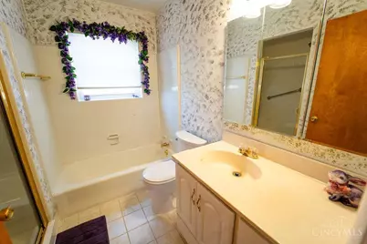 3323 Bellehaven Court, Green Township, OH 45248 - Photo 16