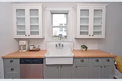 582 Empress Avenue, Cincinnati, OH 45226 - Photo 8