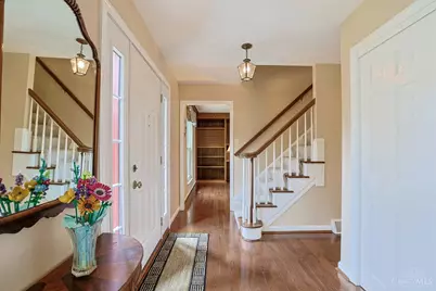 3261 Boxwood Circle, Evendale, OH 45241 - Photo 6