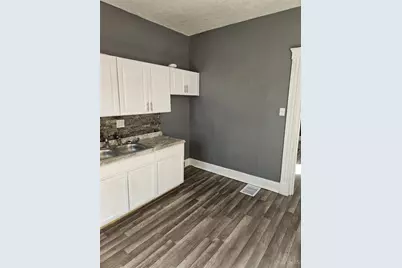 843 Fairbanks Avenue, Cincinnati, OH 45205 - Photo 10