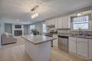 4924 Alvernovalley Ct, Delhi Township, OH 45238 - Photo 10