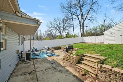 6715 Newbridge Drive, Colerain Township, OH 45239 - Photo 22