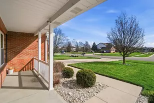 7077 Parliament Pl, Liberty Township, OH 45011 - Photo 6