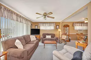 3252 Floridale Ln, Cincinnati, OH 45239 - Photo 6