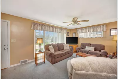 3252 Floridale Lane, Cincinnati, OH 45239 - Photo 8