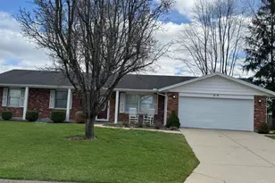 210 Baker Ln, Carlisle, OH 45005 - Photo 1