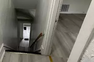 313 E University Ave, Cincinnati, OH 45219 - Photo 4