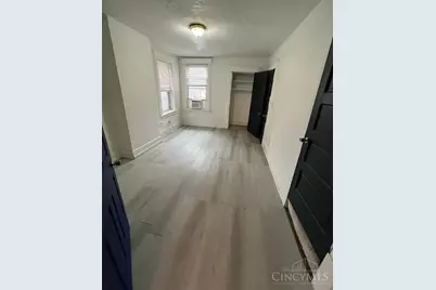 313 E University Avenue, Cincinnati, OH 45219 - Photo 10