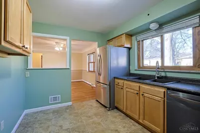 5921 Monticello Avenue, Cincinnati, OH 45224 - Photo 12