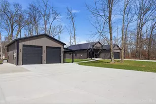 174 Black Hawk Dr, Franklin Township, OH 45171 - Photo 32