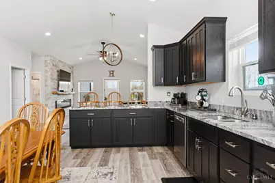 174 Black Hawk Drive, Franklin Township, OH 45171 - Photo 14