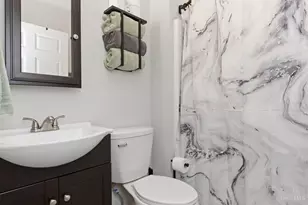 174 Black Hawk Dr, Franklin Township, OH 45171 - Photo 8