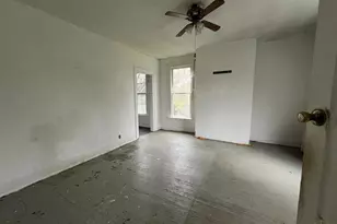 930 Eatondale Dr, Cincinnati, OH 45204 - Photo 14