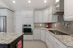 3184 Red Brick Ct, Deerfield Township, OH 45039 - Photo 10