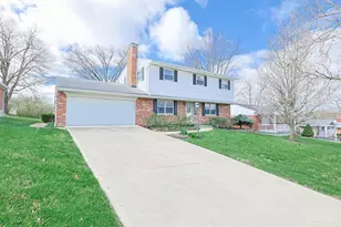 6233 Sharlene Dr, Cincinnati, OH 45248 - Photo 2