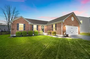 4001 Ivy Wood Dr, Batavia Township, OH 45102 - Photo 2