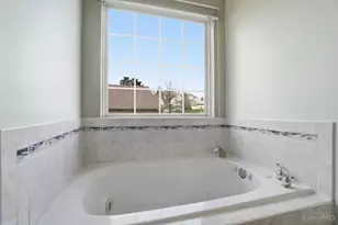 6335 Kaitlyn Ct, Cincinnati, OH 45248 - Photo 36