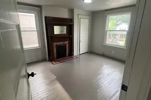 238 Helen St, Cincinnati, OH 45219 - Photo 2