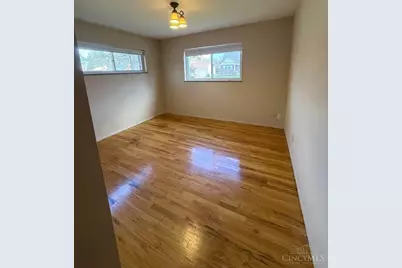 6381 Golfway Drive, Springfield Township, OH 45239 - Photo 8