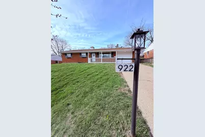922 Castro Lane, Springdale, OH 45246 - Photo 2