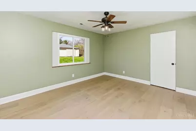 867 E Columbia Avenue, Reading, OH 45215 - Photo 24