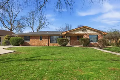 867 E Columbia Avenue, Reading, OH 45215 - Photo 2